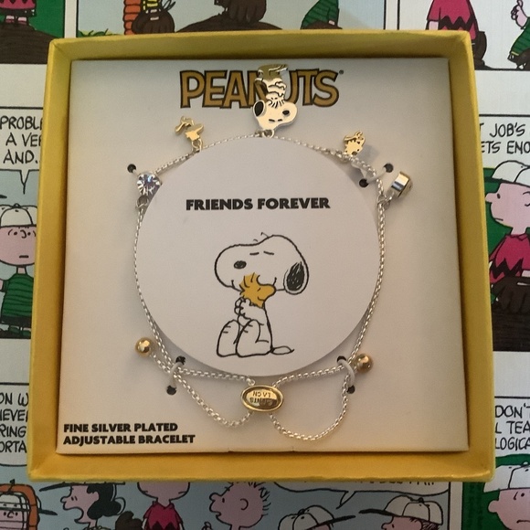 Peanuts Treasury - Picture 14 of 16